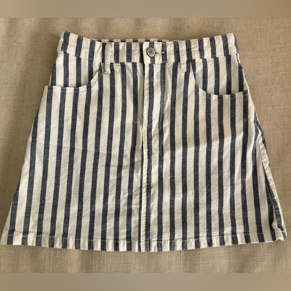John Galt Brandy Melville Striped Blue/black and White Women's Skirt